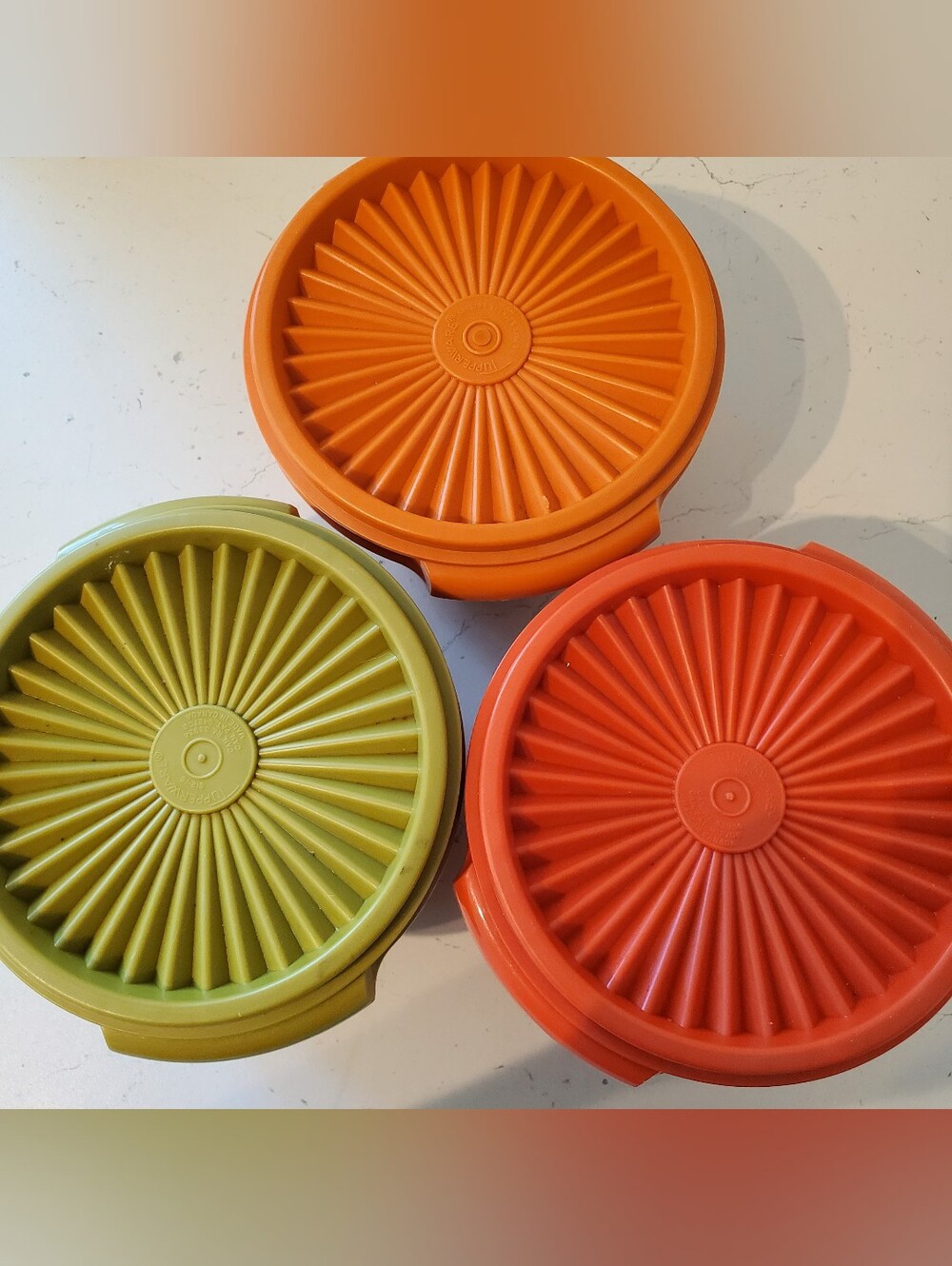 Retro Tupperware Containers w Lids X 3